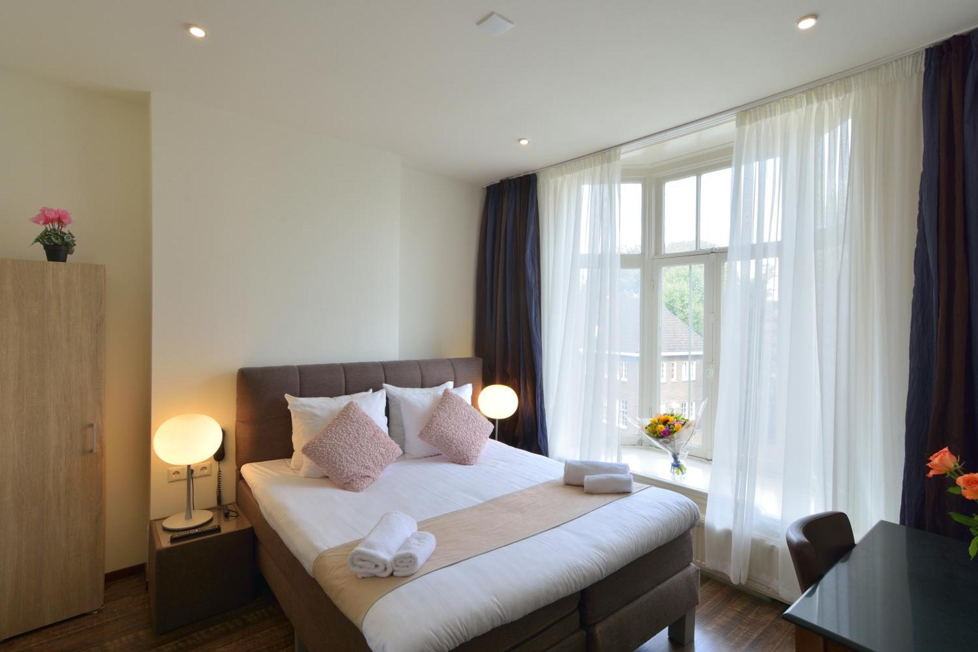 Double or Twin Room,140588688:JPEG